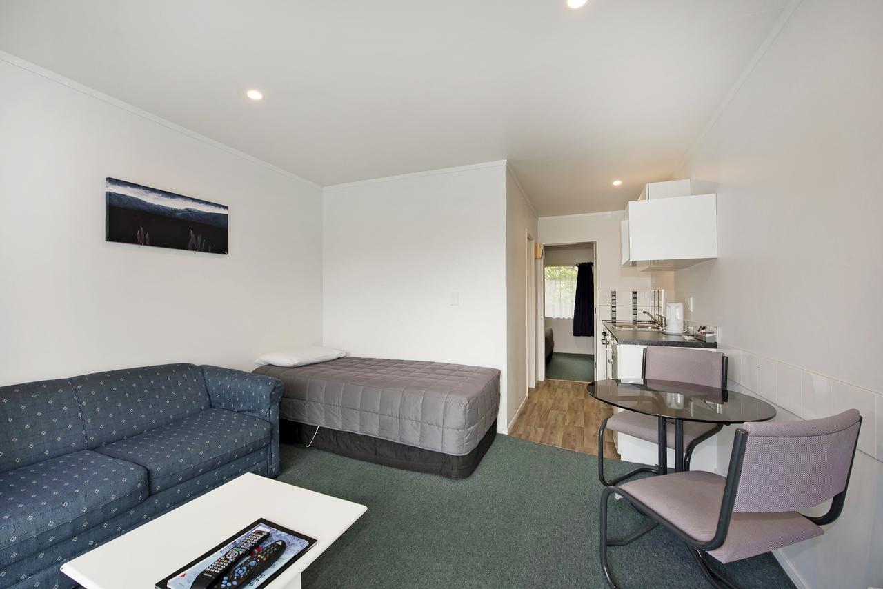 Camellia Court Motel Lower Hutt Exterior foto