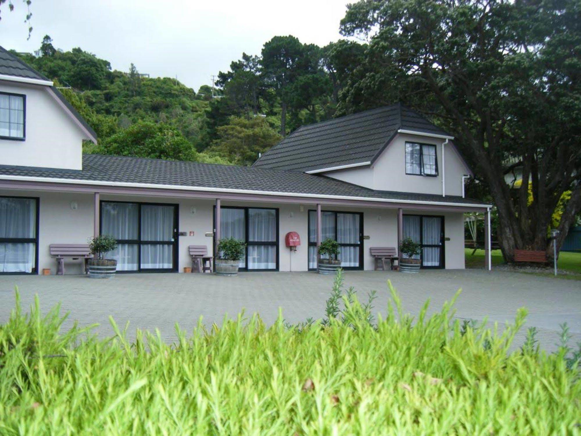 Camellia Court Motel Lower Hutt Exterior foto